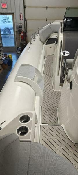 2024 Zodiac Medline 9 NEO & Custom Trailer