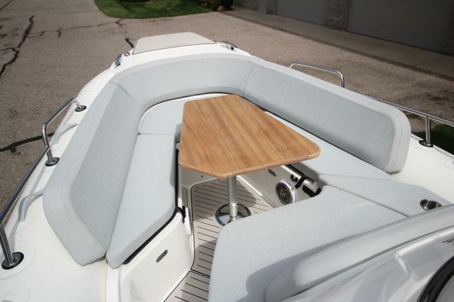 2024 Zodiac Medline 9 NEO & Custom Trailer