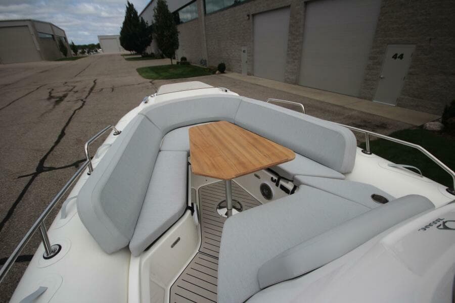 2024 Zodiac Medline 9 NEO & Custom Trailer