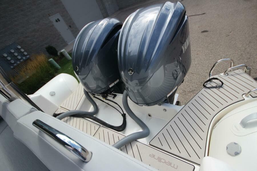 2024 Zodiac Medline 9 NEO & Custom Trailer