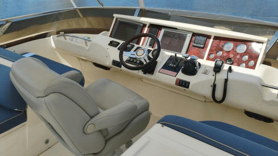 2001 Viking Princess 72
