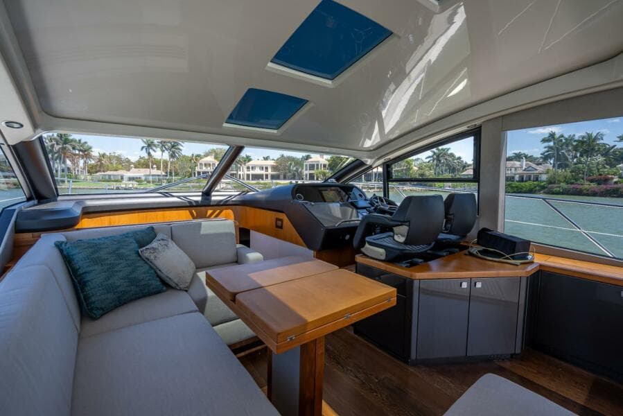 2018 Sunseeker Predator 57
