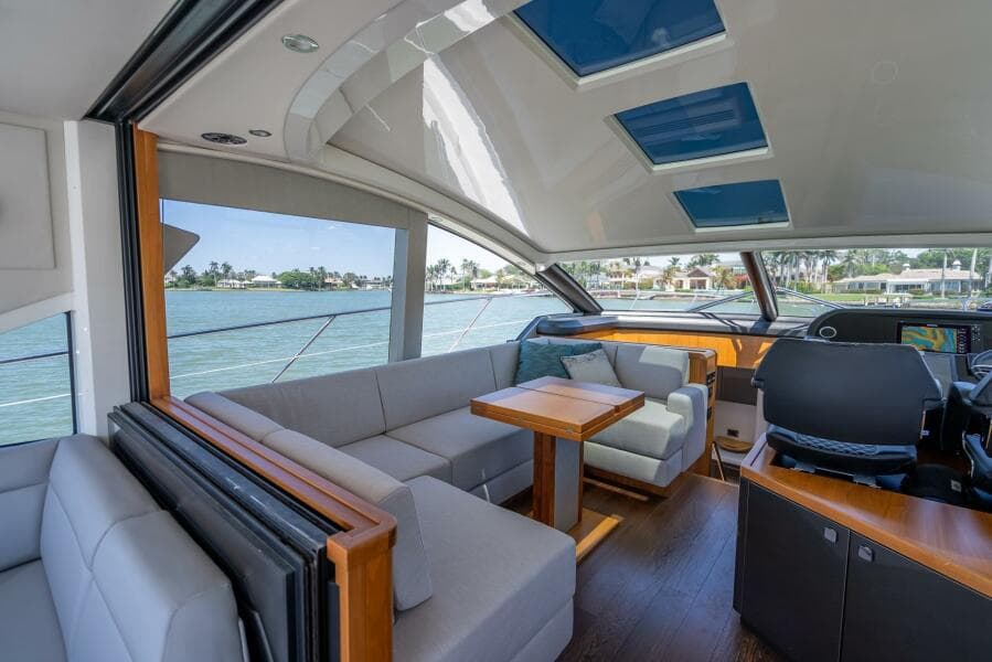 2018 Sunseeker Predator 57