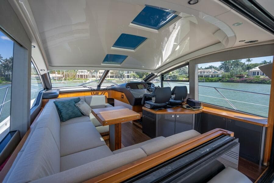 2018 Sunseeker Predator 57