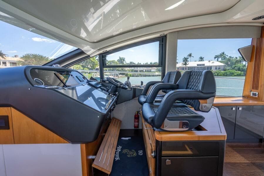 2018 Sunseeker Predator 57