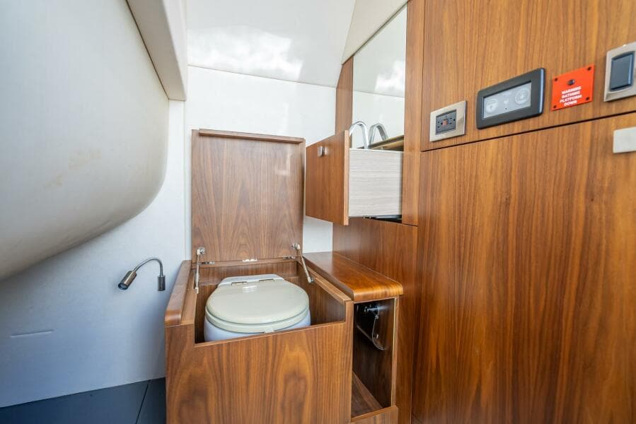 2018 Sunseeker Predator 57