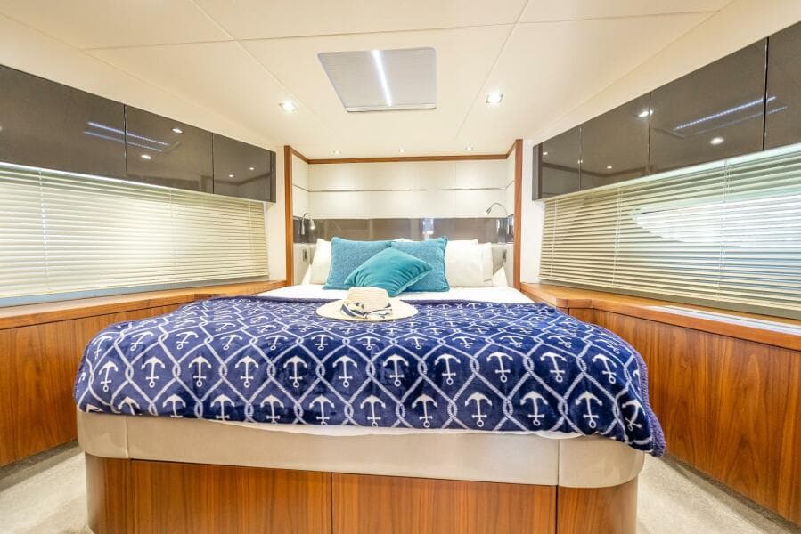 2018 Sunseeker Predator 57