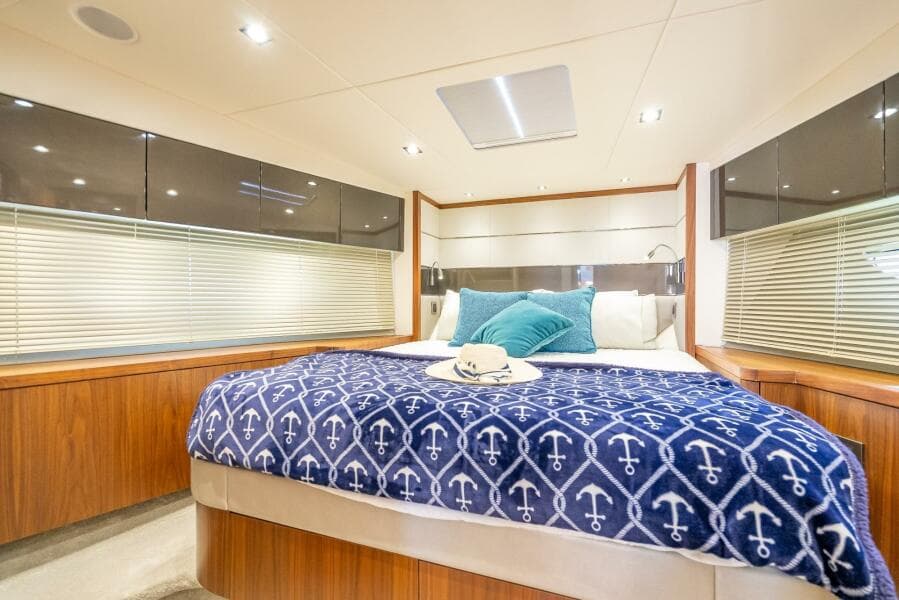 2018 Sunseeker Predator 57