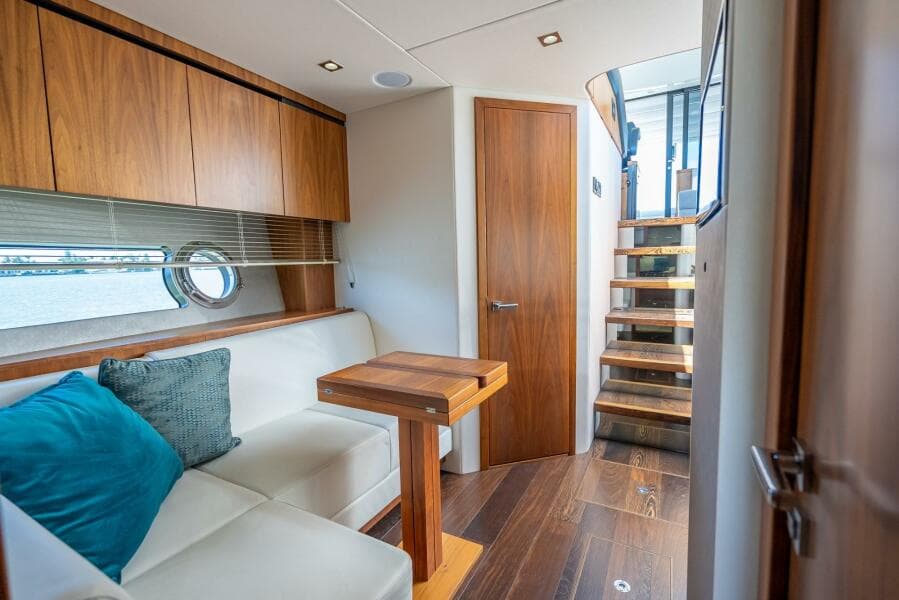 2018 Sunseeker Predator 57