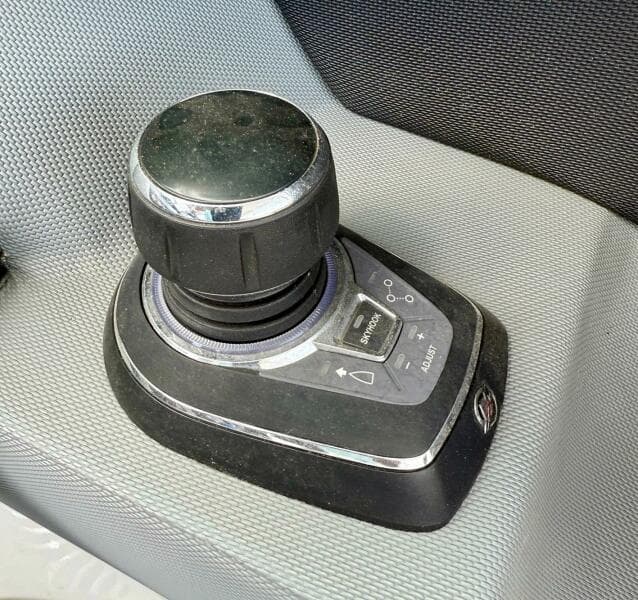 2022 Cobalt 30SC