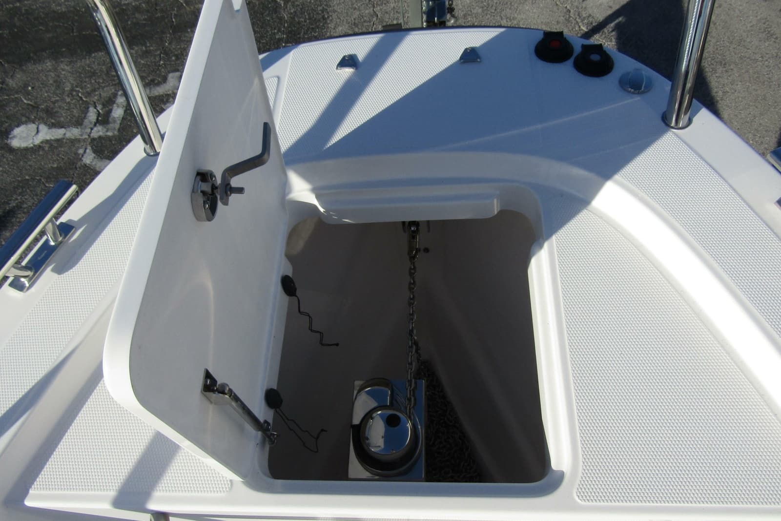 2025 Nimbus Tender 9