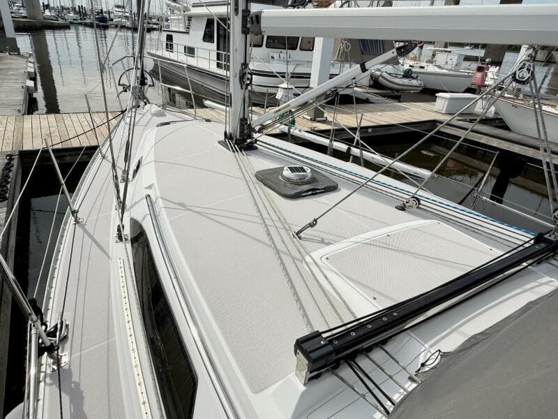 2011 Catalina 355