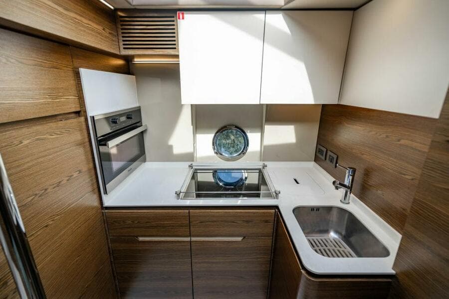 2015 Azimut Fly 50