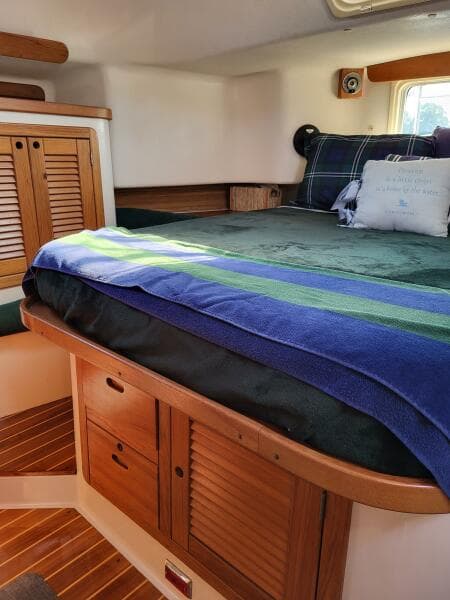 1997 Catalina Morgan 38