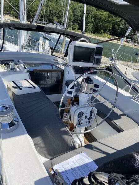 1997 Catalina Morgan 38