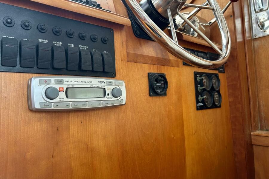 2004 Sabre 36 Flybridge