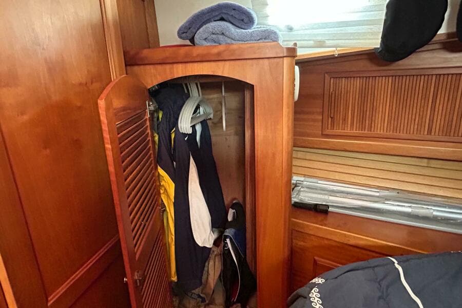 2004 Sabre 36 Flybridge