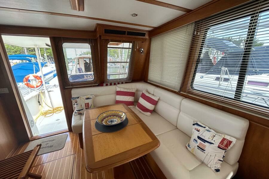 2004 Sabre 36 Flybridge