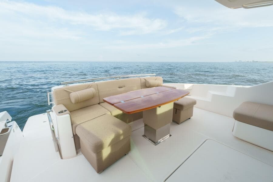 2017 Tiara Yachts C53 Coupe