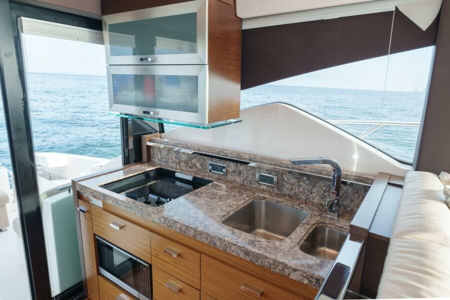 2017 Tiara Yachts C53 Coupe