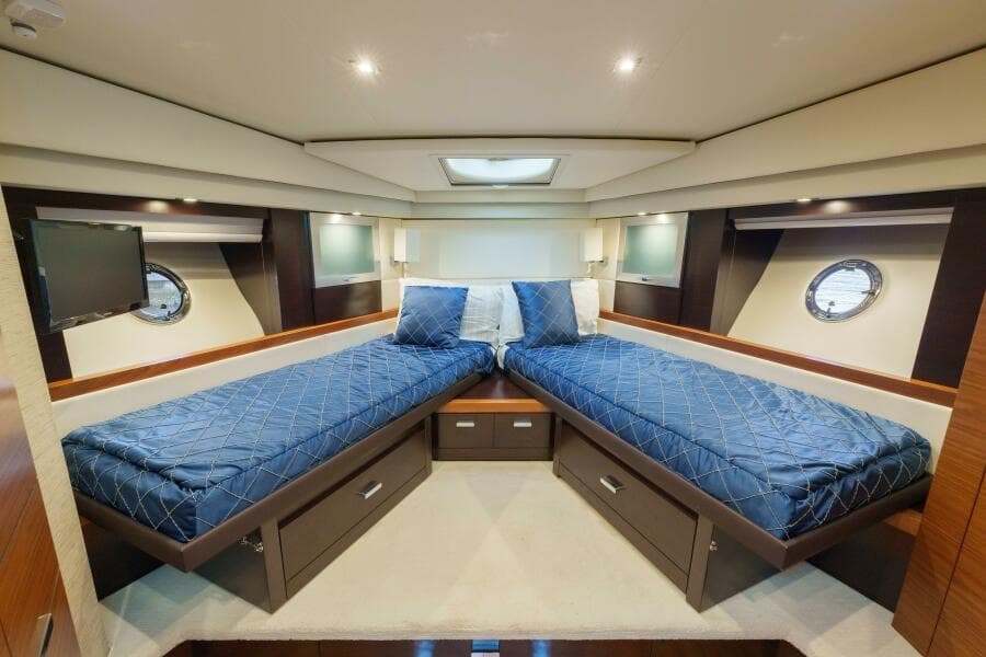 2017 Tiara Yachts C53 Coupe