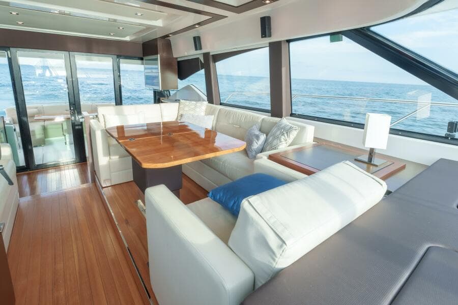 2017 Tiara Yachts C53 Coupe