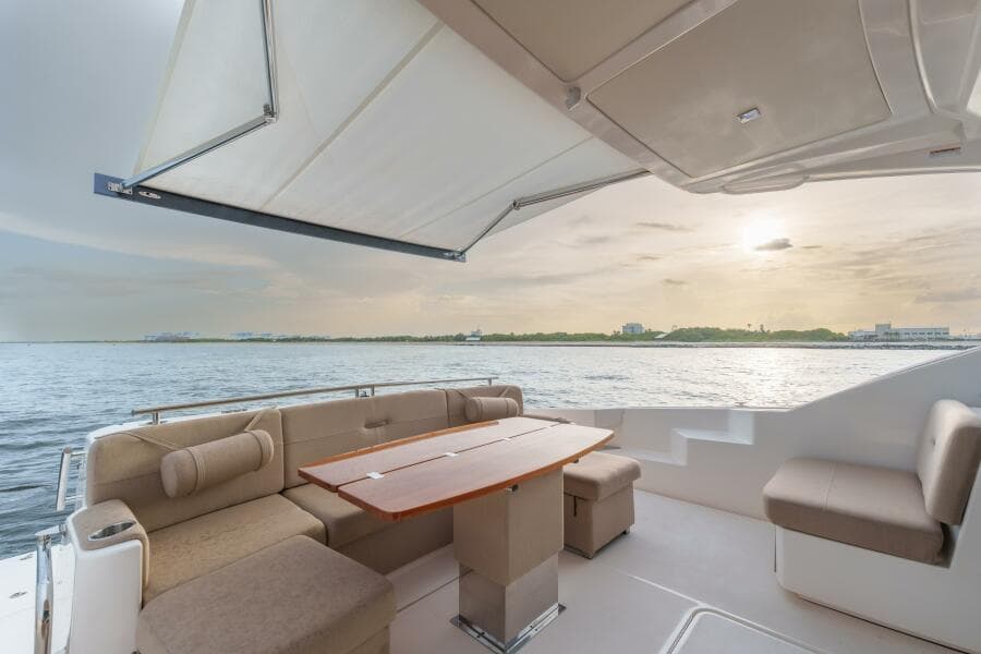 2017 Tiara Yachts C53 Coupe