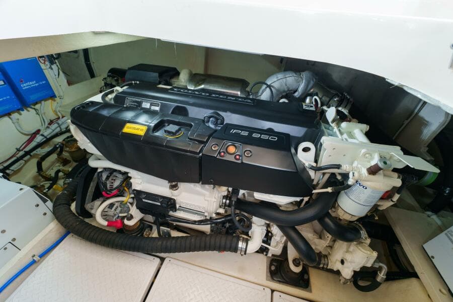 2017 Tiara Yachts C53 Coupe