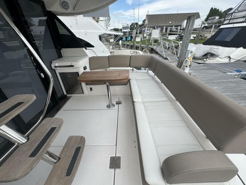 2017 Regal 42 Fly