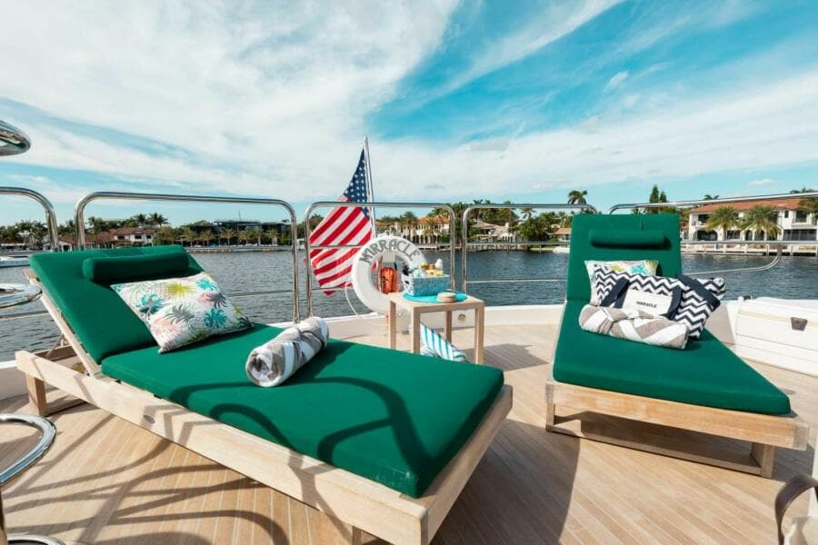 2018 Sunseeker 95 yacht