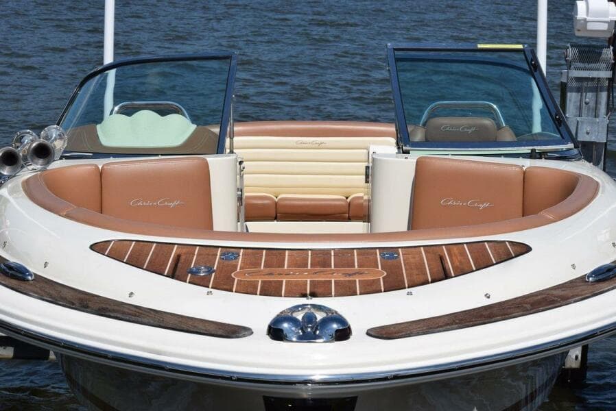 2014 Chris-Craft 25 Launch
