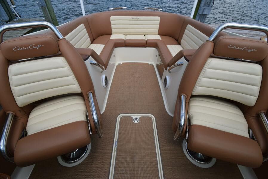 2014 Chris-Craft 25 Launch
