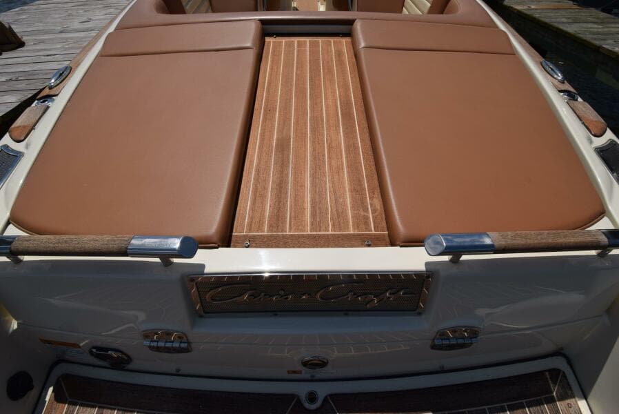 2014 Chris-Craft 25 Launch