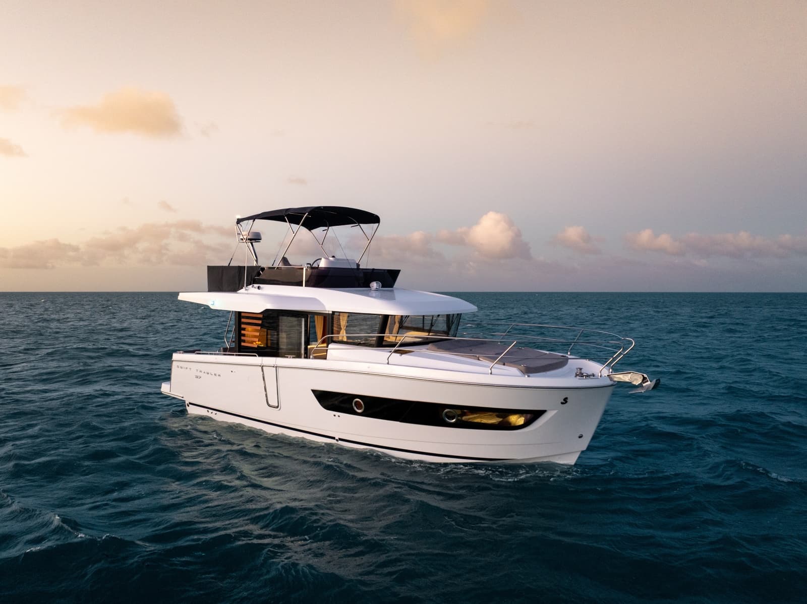 2027 Beneteau Swift Trawler 37