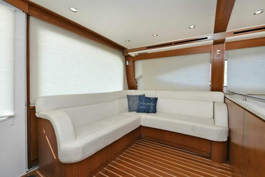 2015 Tiara Yachts 48 Convertible