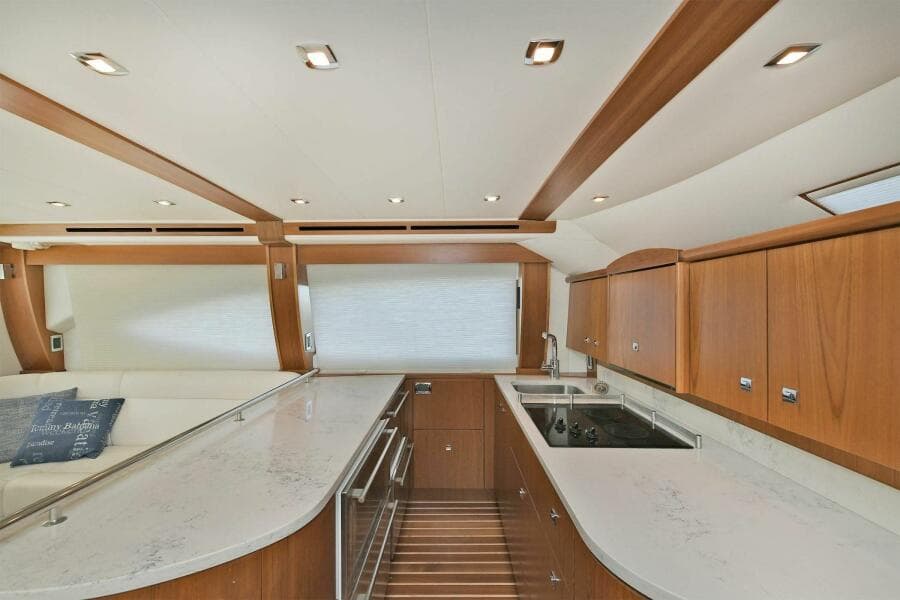 2015 Tiara Yachts 48 Convertible