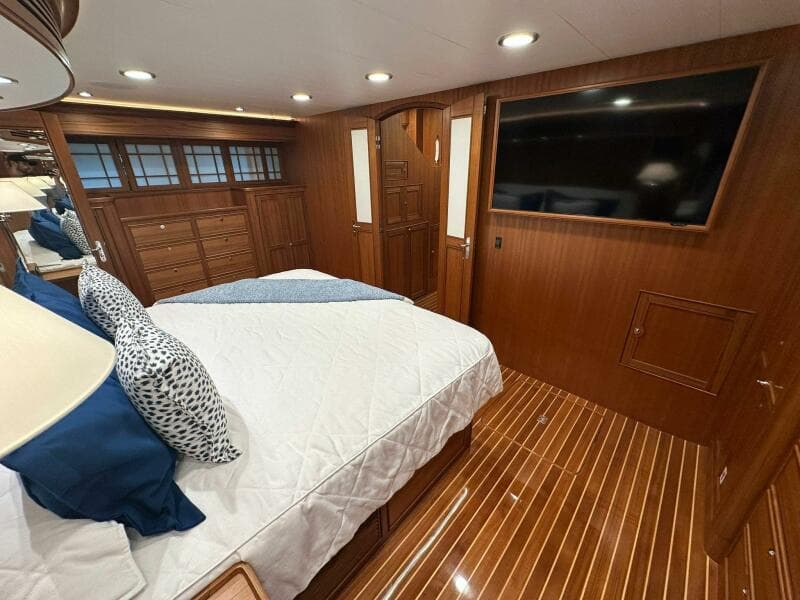 2023 Marlow Explorer 66E - CB
