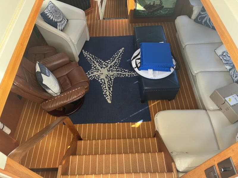 Carver 440 Aft Cabin