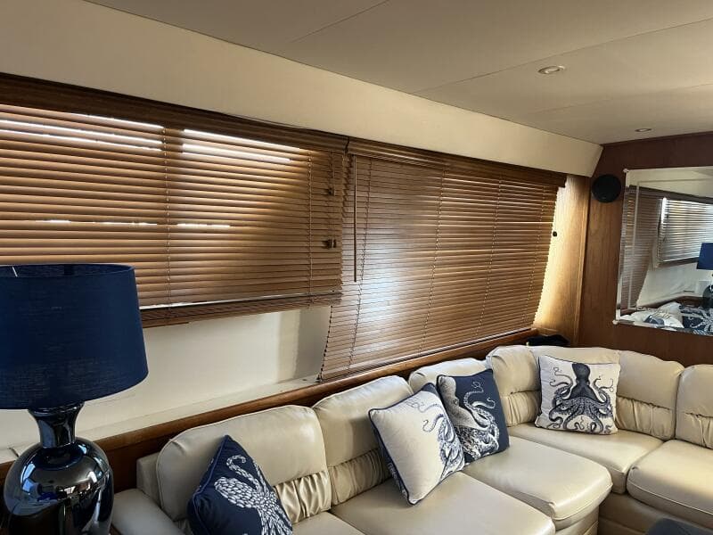 Carver 440 Aft Cabin