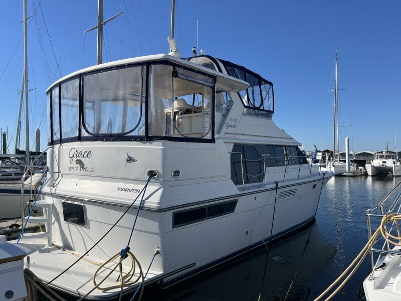 Carver 440 Aft Cabin