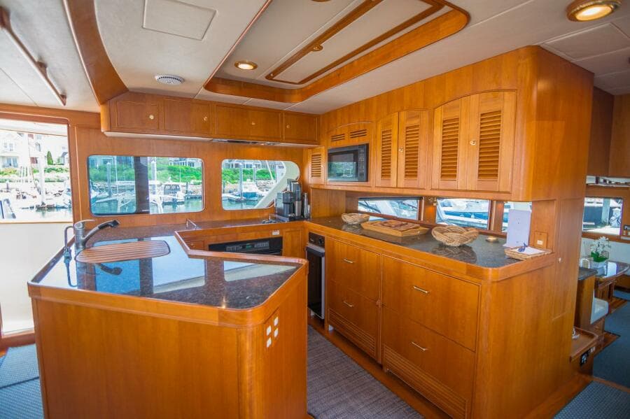 2008 Marlow Explorer 70E