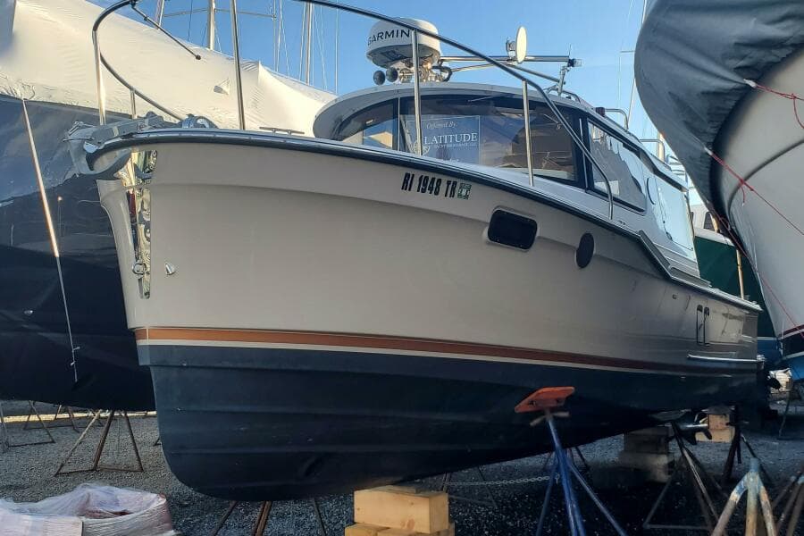 2024 Ranger Tugs R-27 LE