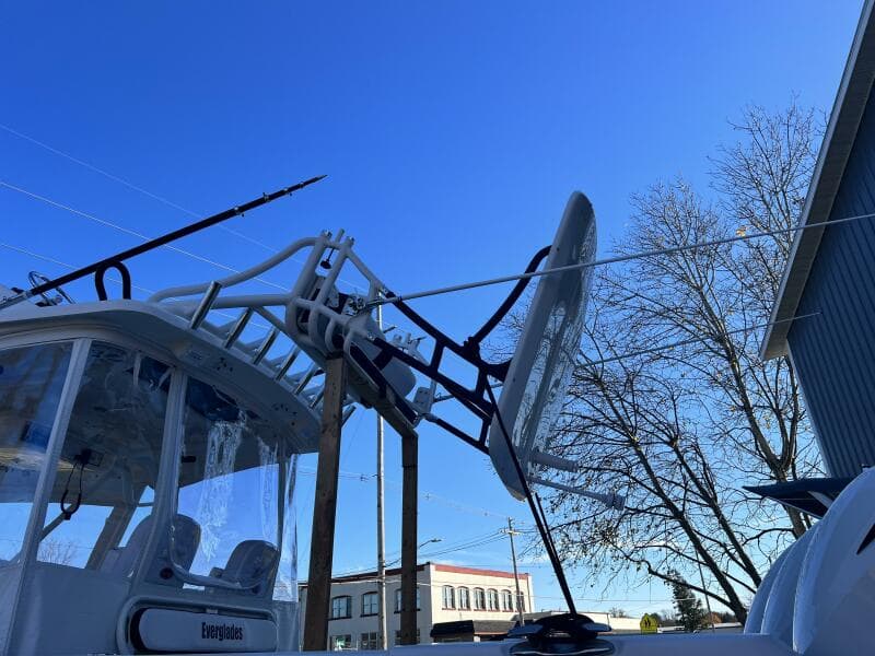 2012 Everglades 350 LX