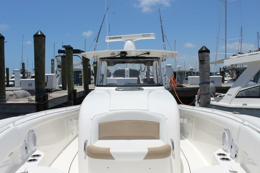 2016 Edgewater 370