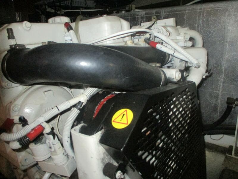 2006 Carver 