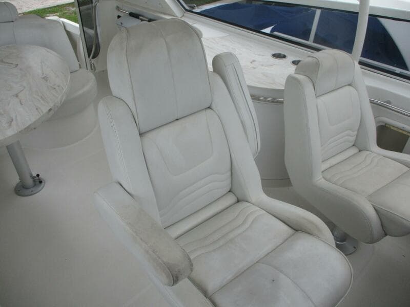 2006 Carver 