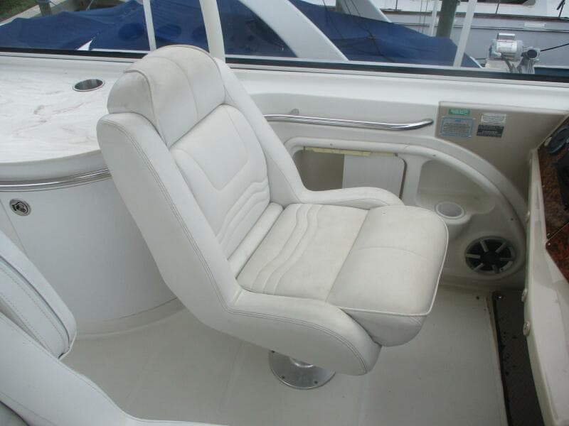 2006 Carver 