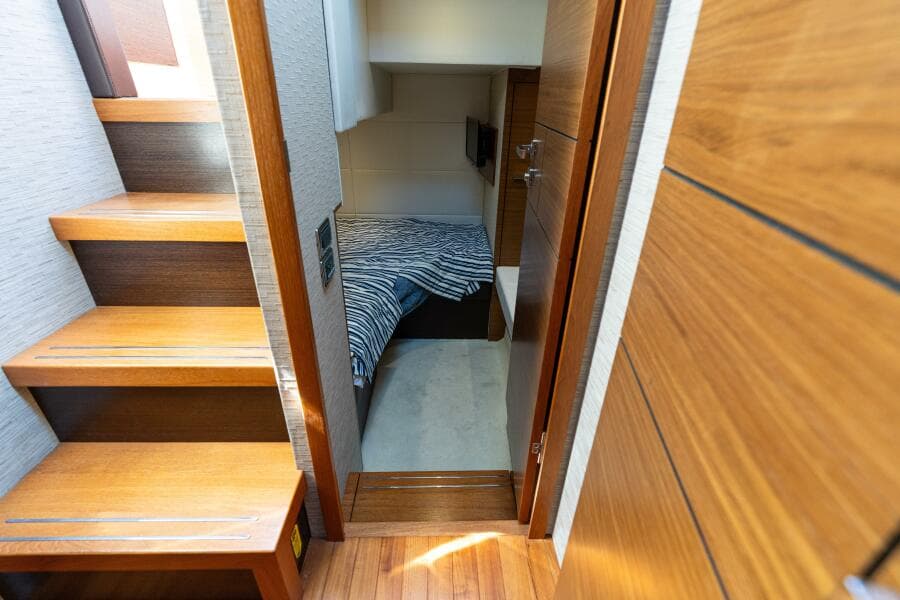 2015 Tiara Yachts 44 Coupe