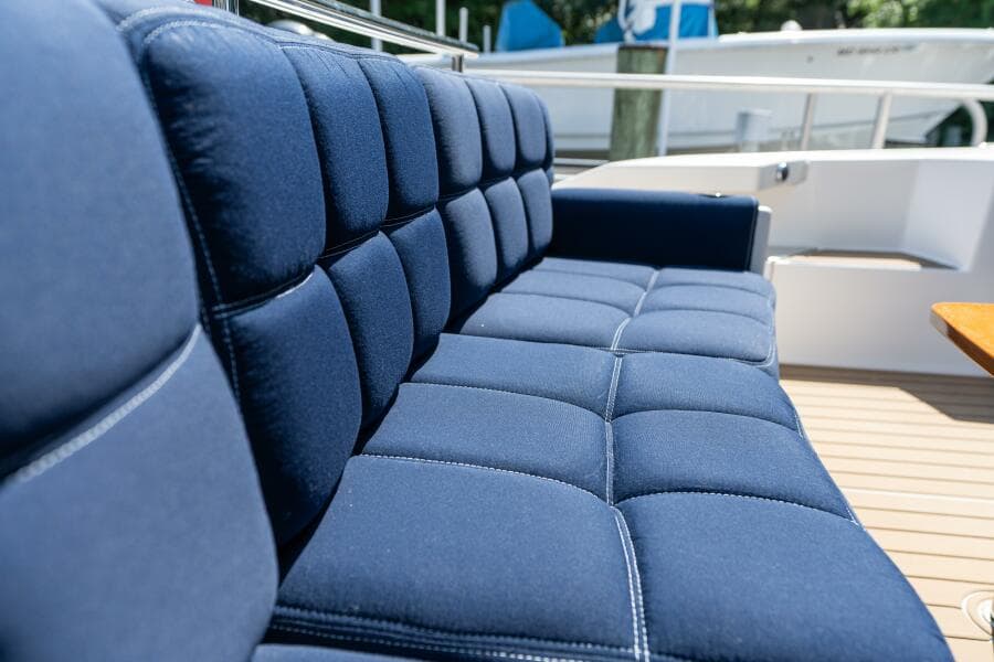 2015 Tiara Yachts 44 Coupe