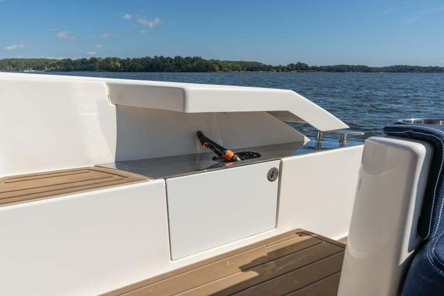2015 Tiara Yachts 44 Coupe